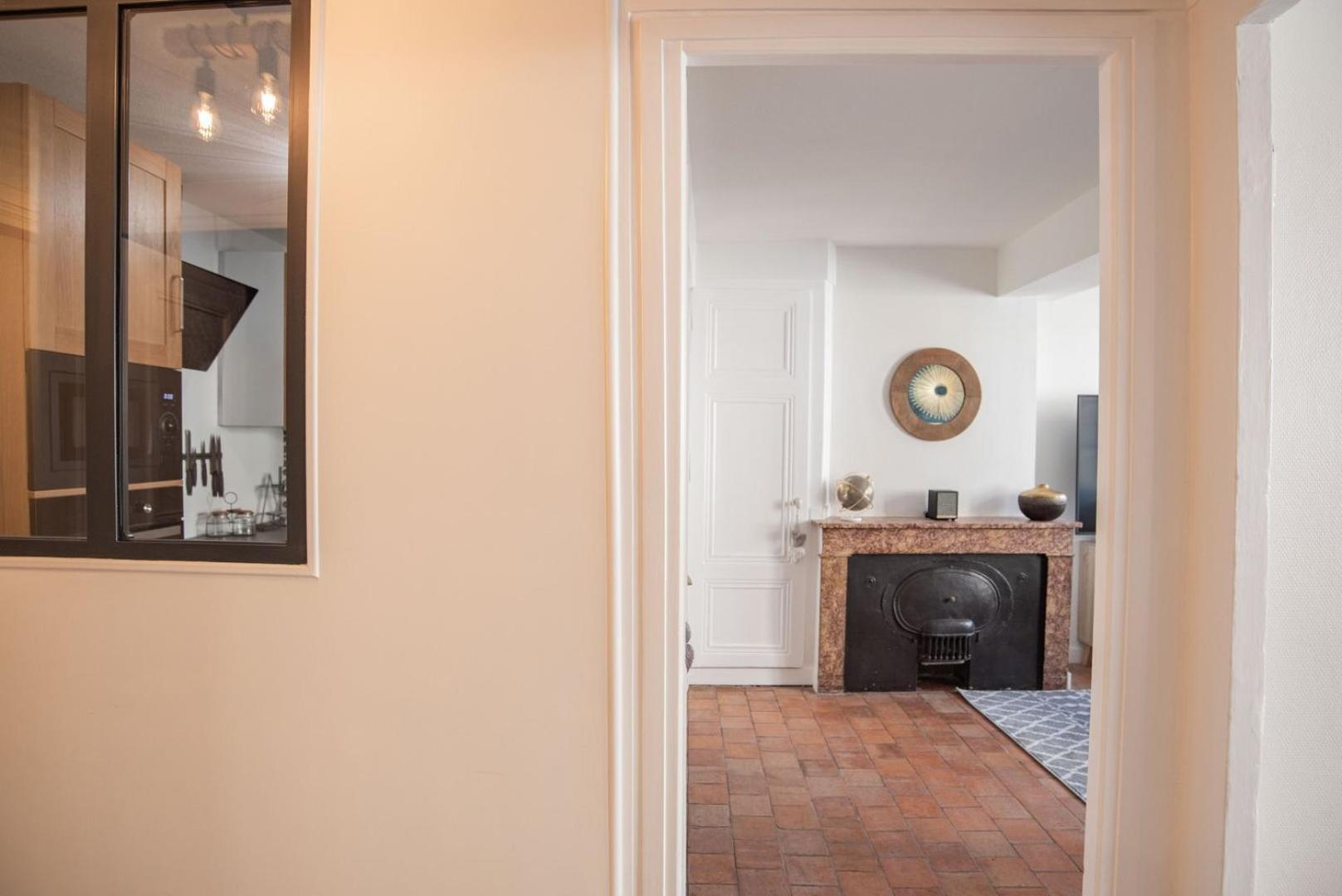 Moderne Et Cosy Au Coeur De Saint-Jean Ail Apartment ลียง ภายนอก รูปภาพ