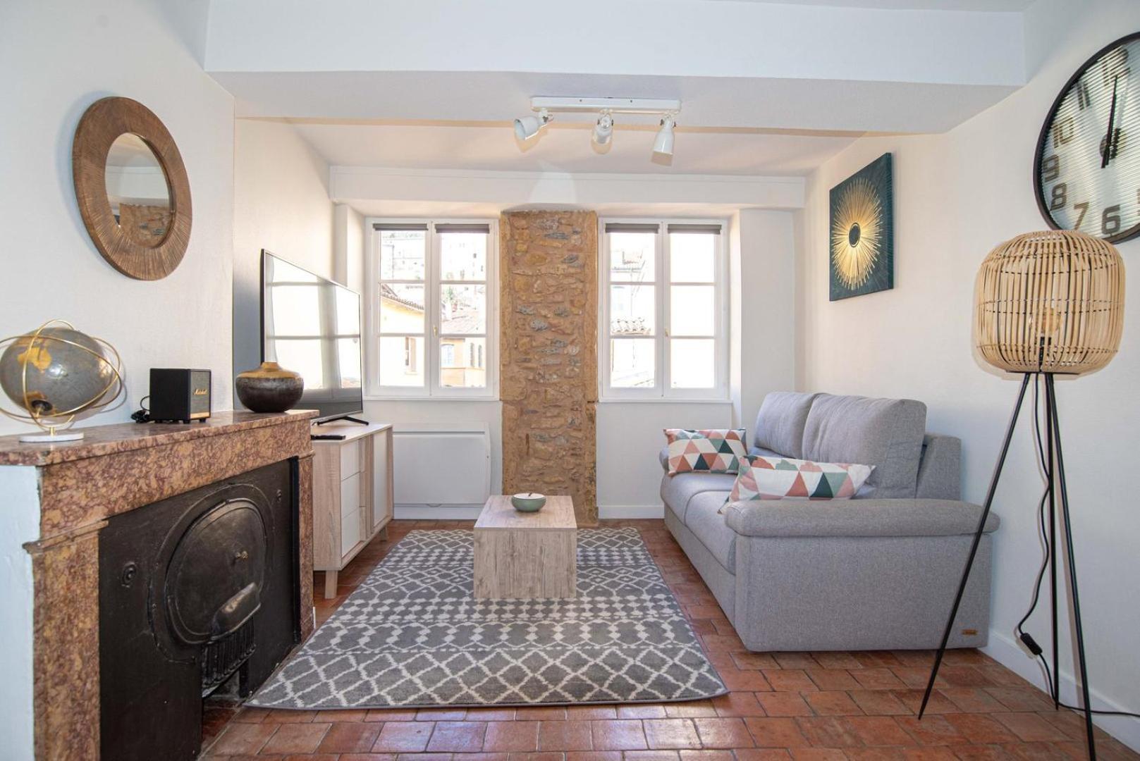 Moderne Et Cosy Au Coeur De Saint-Jean Ail Apartment ลียง ภายนอก รูปภาพ