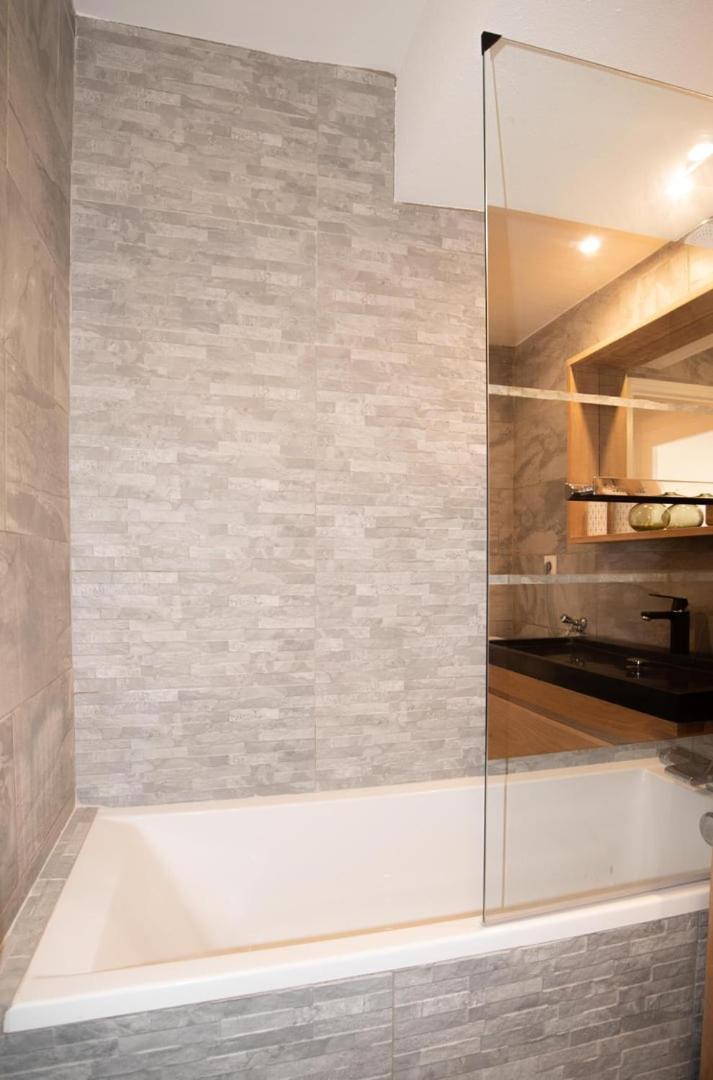 Moderne Et Cosy Au Coeur De Saint-Jean Ail Apartment ลียง ภายนอก รูปภาพ